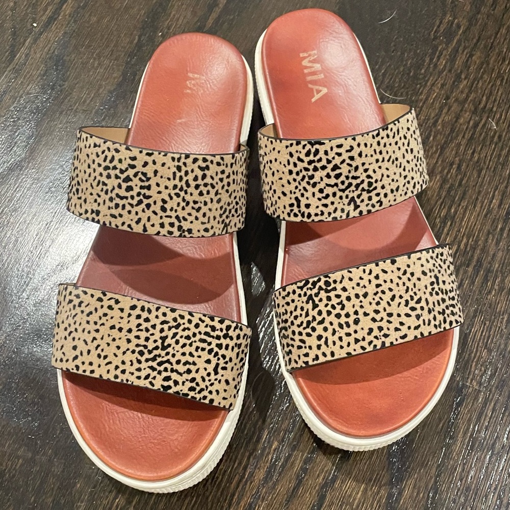 MIA Platform Sandals